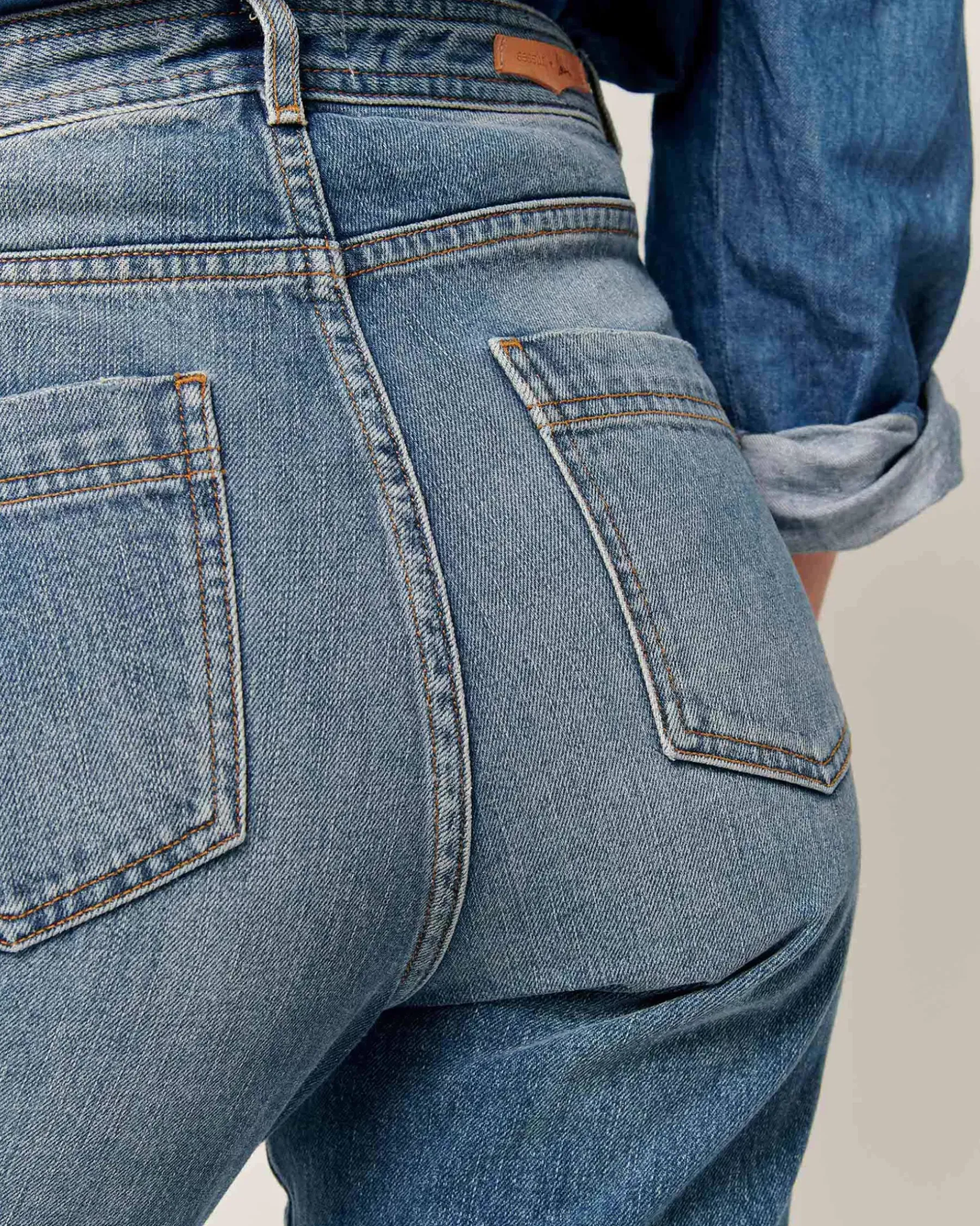 Sessùn Momon o VintageBlue Online